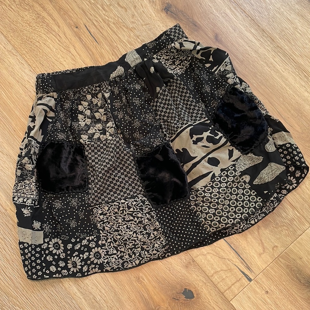 Urban Outfitters women's vintage velvet patchwork mini skirt S